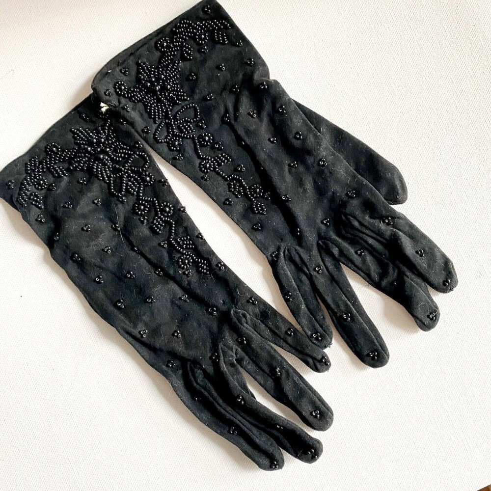 Vintage Deadstock Black Stretchy Beaded Black Wrist Gloves Fine Quality 7